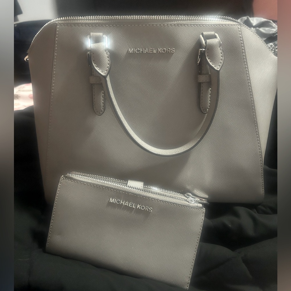 Michael Kors tote and wallet